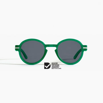 Good Citizens green round sunglasses with Carl Zeiss Vision lenses, made from 100% recycled plastic - front view